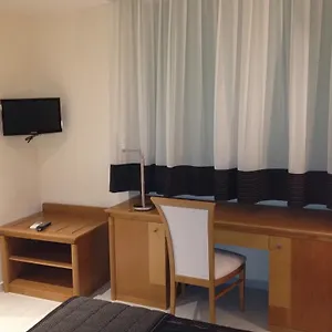 επισκεφθείτε το ξενοδοχείο