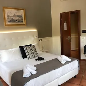 επισκεφθείτε το ξενοδοχείο