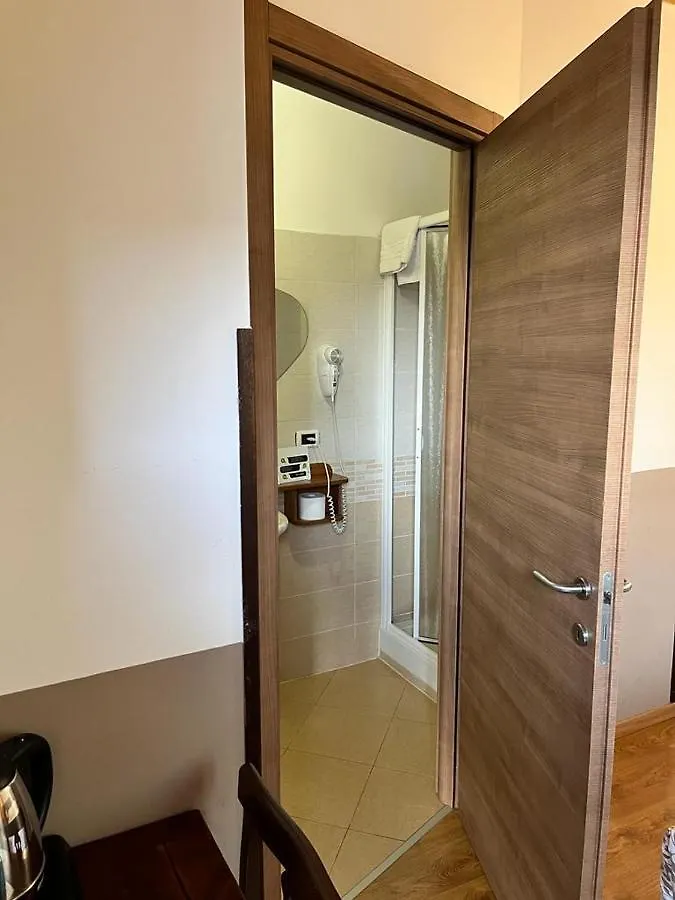 Borghetto Airport/Hospital Bed & Breakfast Bergamo 2*,